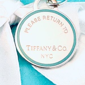 TIFFANY & CO LARGE ROUND RETURN TO TIFFANY BLUE ENAMEL & STERLING SILVER CHARM